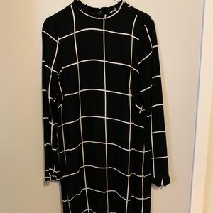 Black and white dress